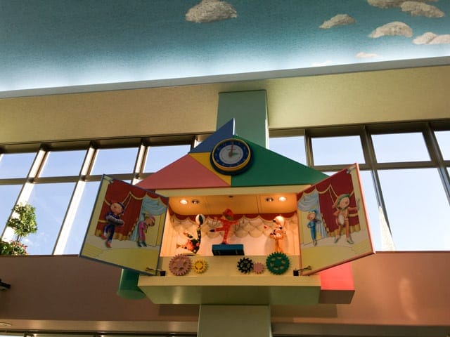 上尾市児童館こどもの城からくり時計