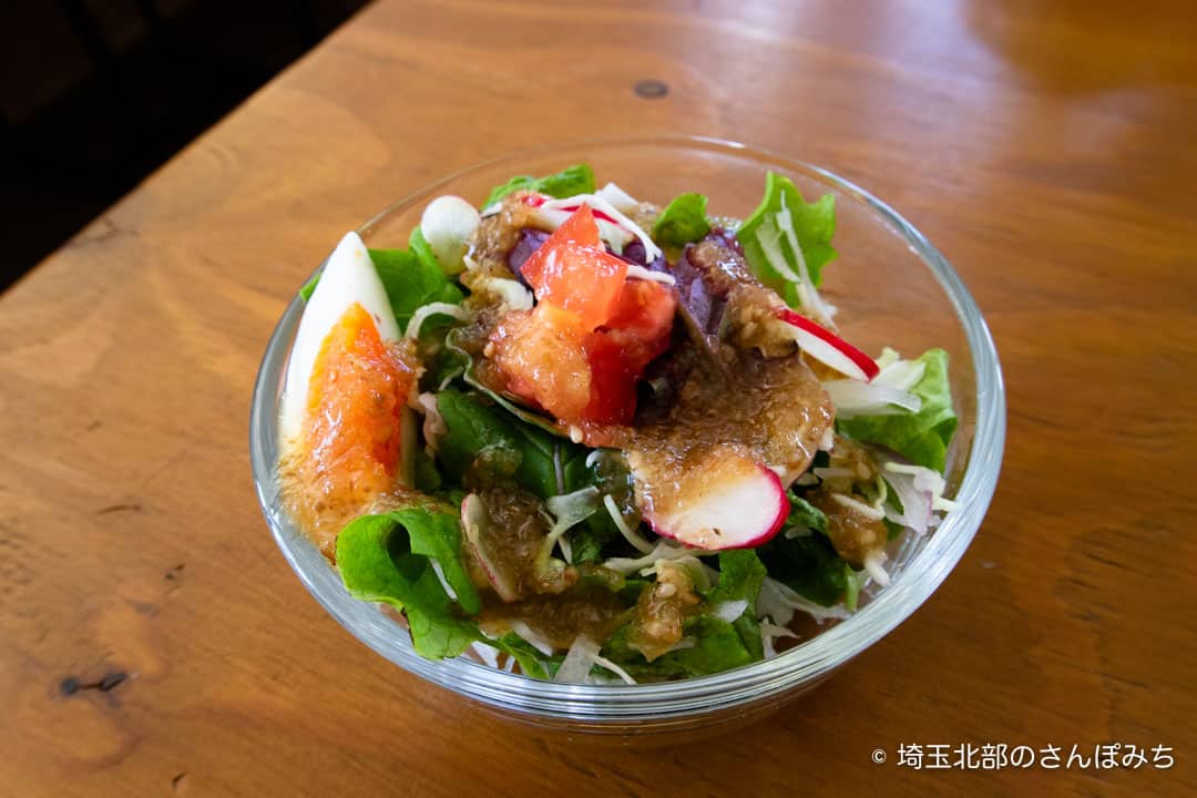 熊谷ヒキカフェランチのサラダ