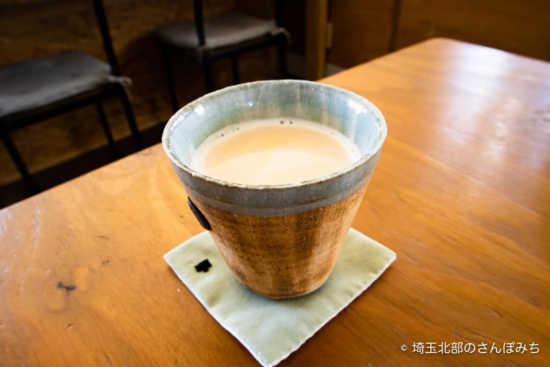 熊谷ヒキカフェのロイヤルミルクティー