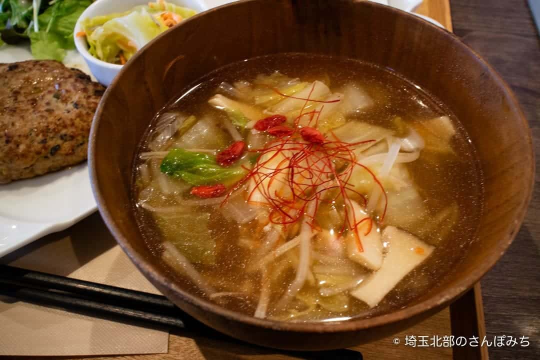 大慶堂ネオガーデンカフェの薬膳スープ