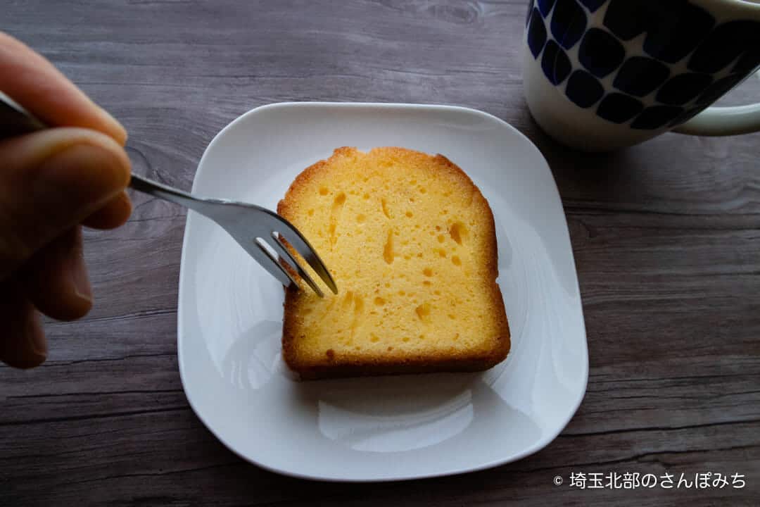 久喜菖蒲公園・カフェビーコンのレモンケーキを食べる