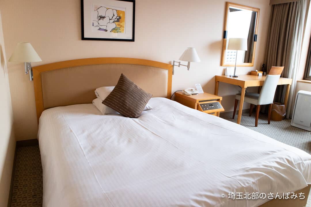 ロイヤルパインズホテル浦和・客室スーペリアダブルのベッド