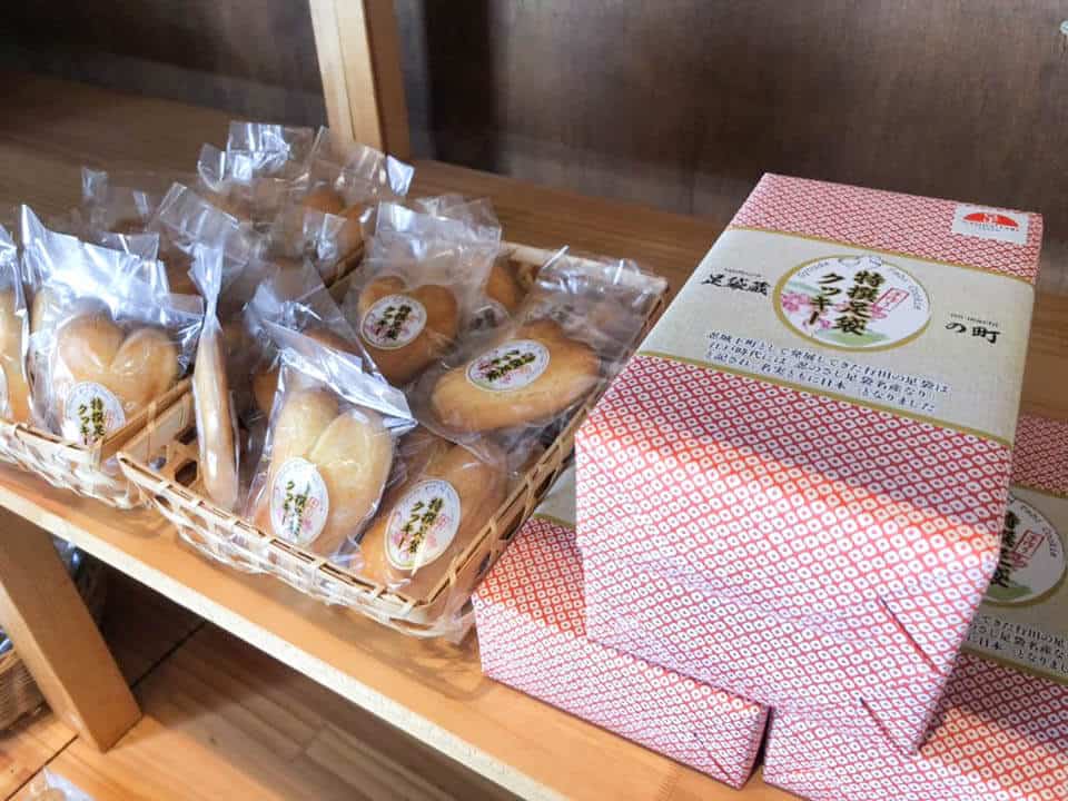 行田・菓子工房オリーブの足袋クッキー