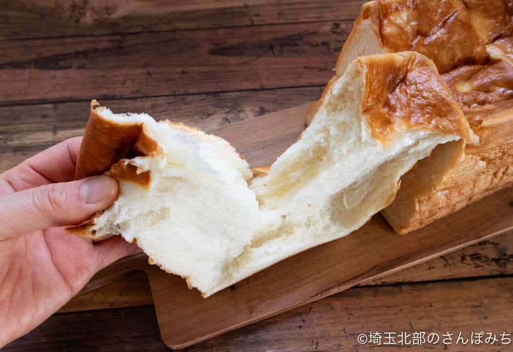 鶴ヶ島・ブラウンバター焦がしバター食パンふわふわ感
